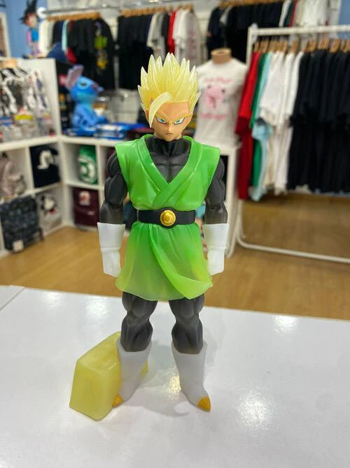 Figura Gohan clearise Banpresto 16 cm