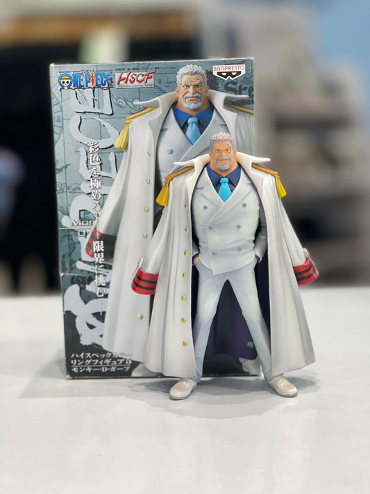 Figura Garp Banpresto HSCF año 2011