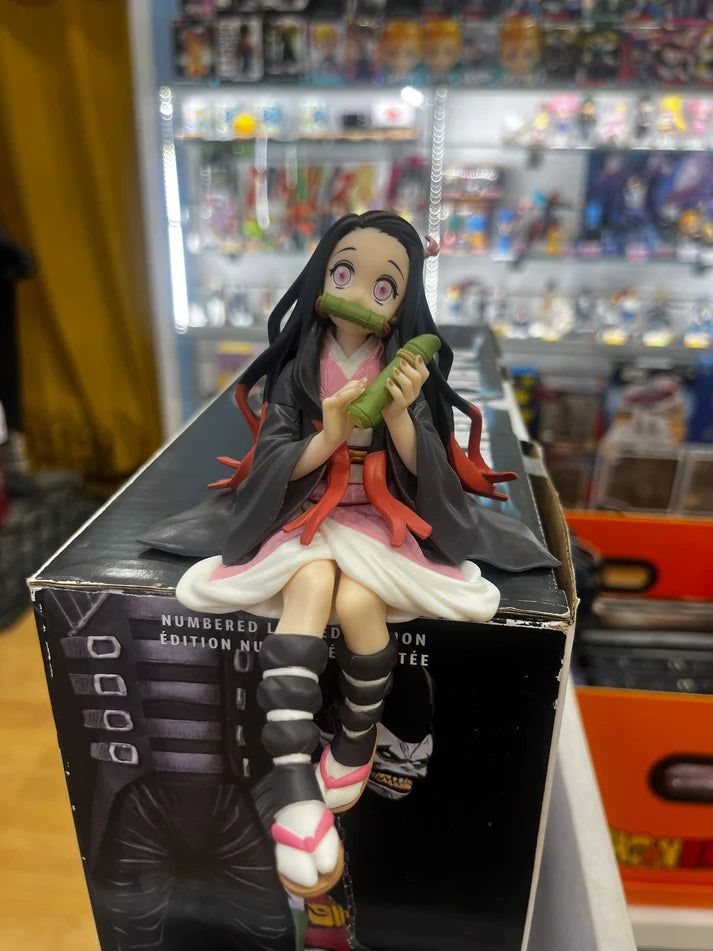 Figura Nezuko sentada Demon Slayer Sega 11 cm