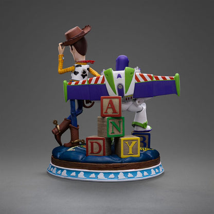 Toy Story Estatua 1/10 Deluxe Art Scale Buzz & Woody 38 cm